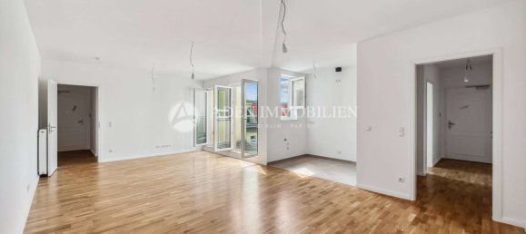 4 rooms Apartment in Friedrichshain, Germany No. 308894 4