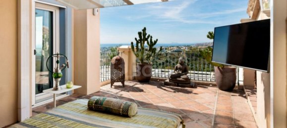 5 bedrooms Penthouse in Benahavis, Spain No. 88837 19