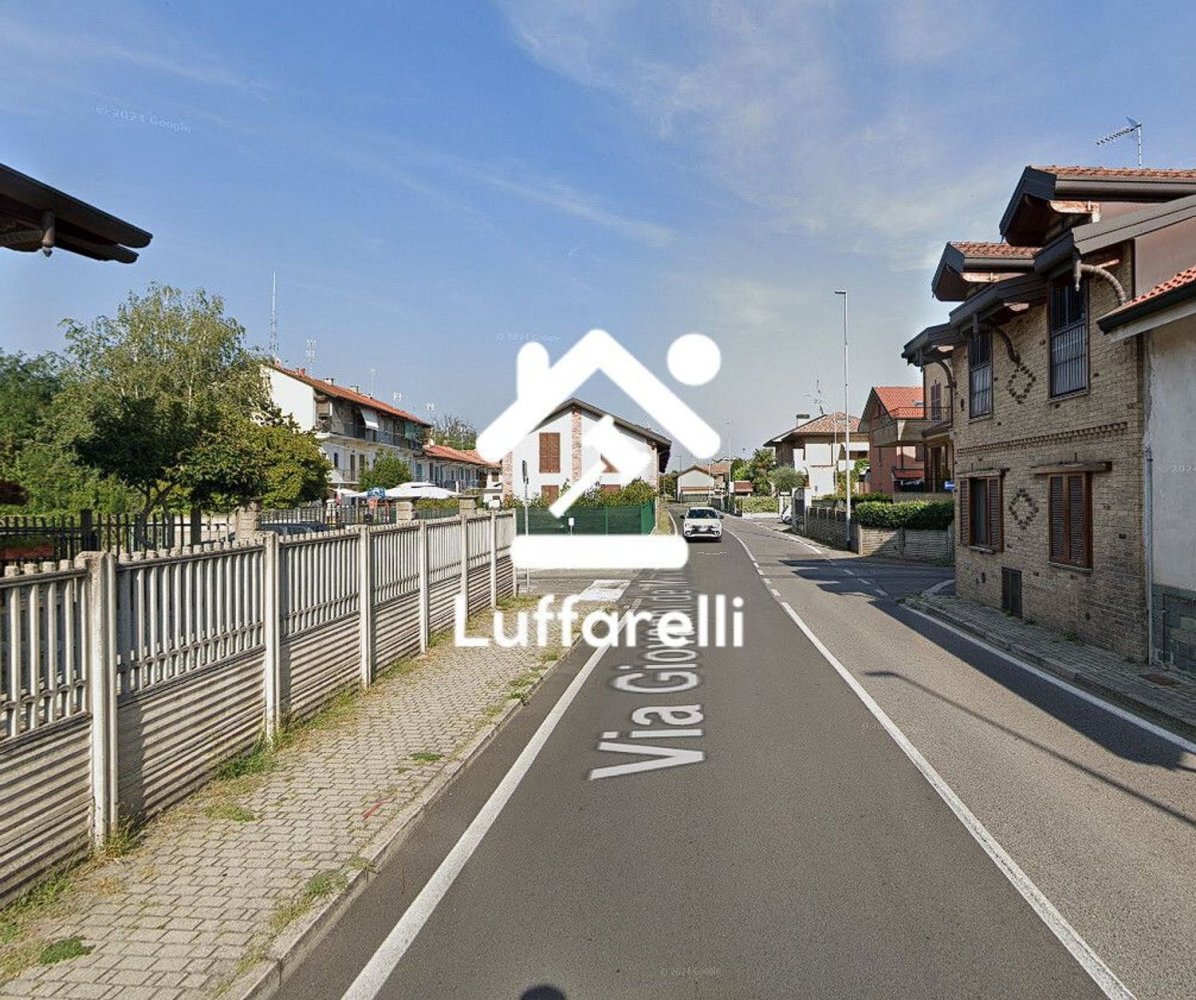 5-Zimmer Wohnung in Cesano Maderno, Italy, Nr. 2722