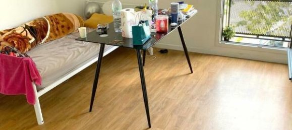 Studio à Villeneuve-la-Garenne, France No. 351842 3