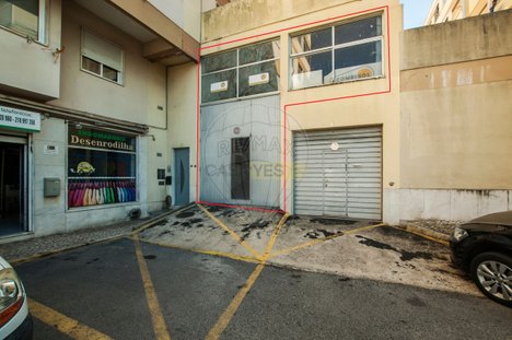 Armazém em Oeiras, Portugal 311 m² N.º 69640