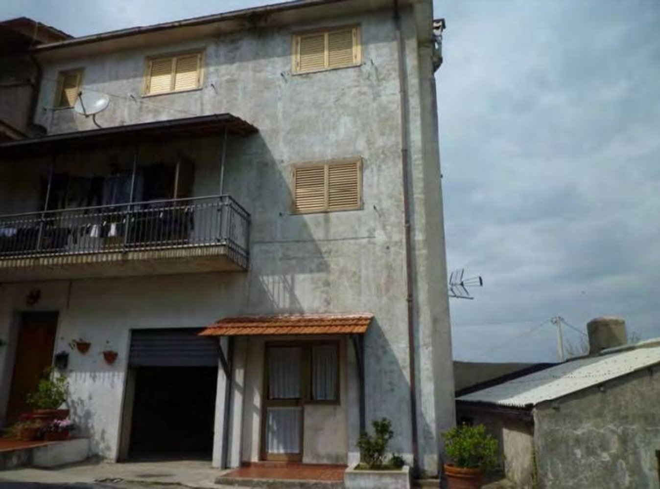 3 bedrooms Apartment in Mendicino, Italy No. 388411