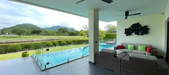 3 bedrooms Cafe / restaurant in Hua Hin, Thailand No. 8955 6