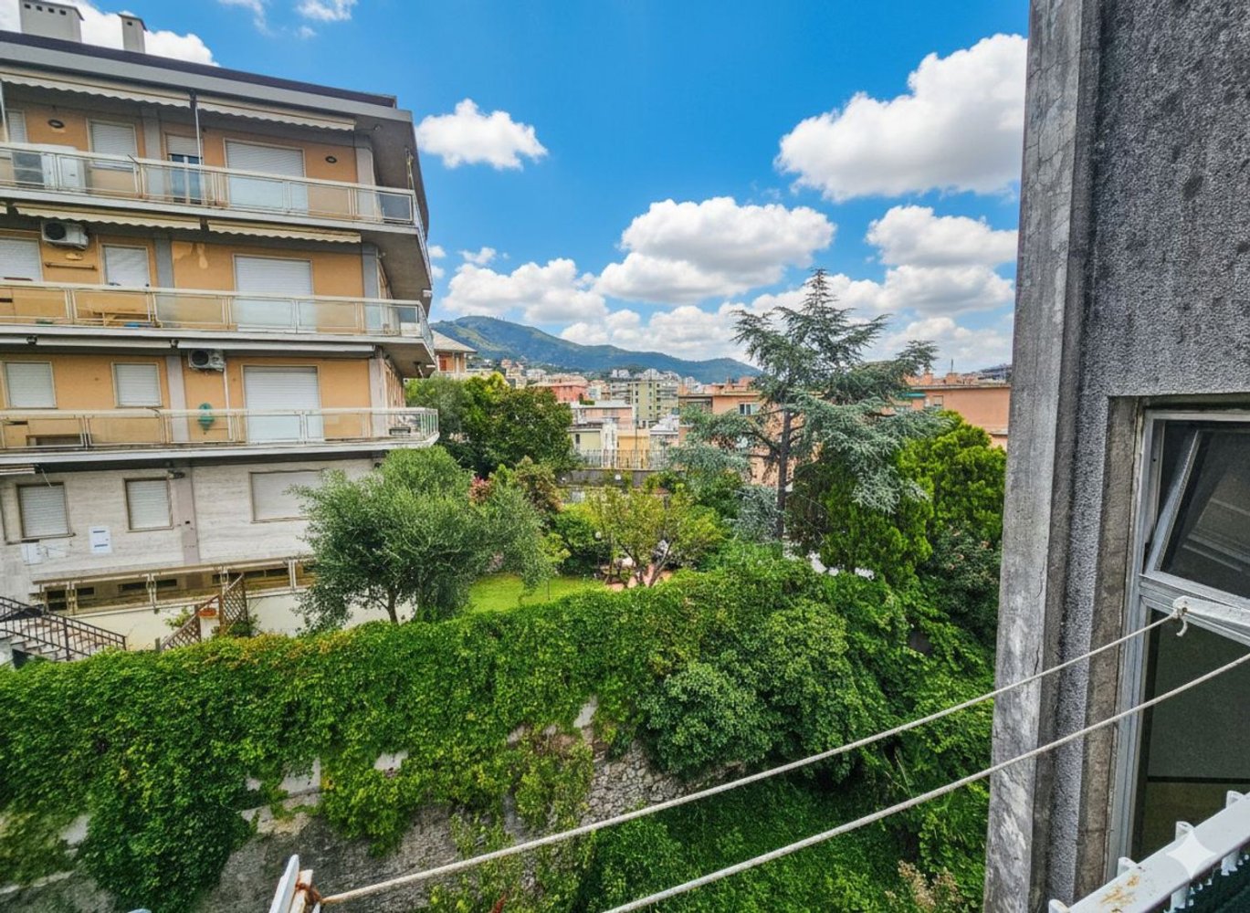 4 bedrooms Apartment in Genoa, Italy No. 328515