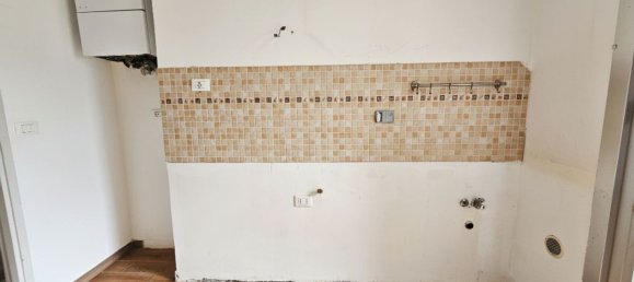 4 bedrooms Apartment in Genoa, Italy No. 328515 8