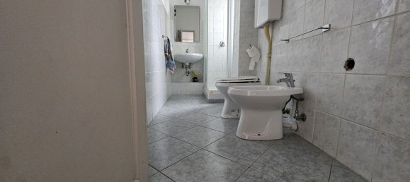 4 bedrooms Apartment in Genoa, Italy No. 328515 19