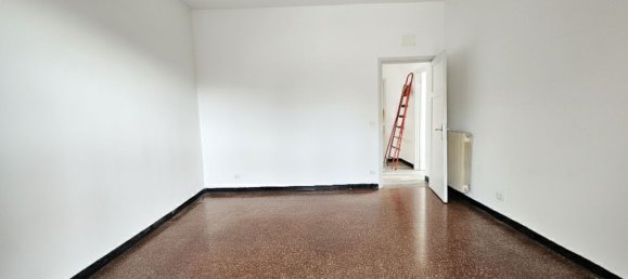 4 bedrooms Apartment in Genoa, Italy No. 328515 14