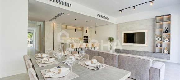 4 bedrooms Villa in DAMAC Hills (Akoya by DAMAC), UAE No. 27862 2