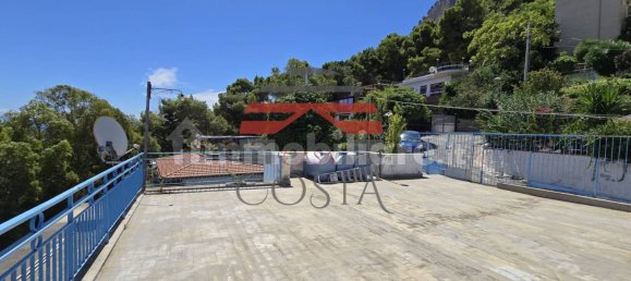 4 bedrooms Villa in Palermo, Italy No. 320537 50