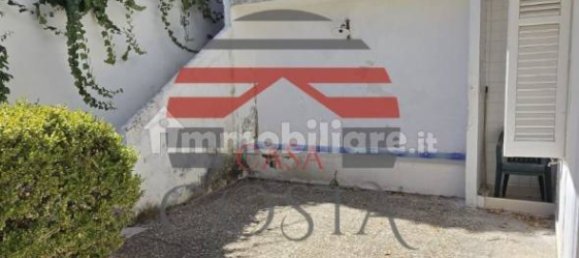 4 bedrooms Villa in Palermo, Italy No. 320537 3