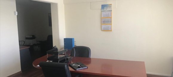 203m² propriété commerciale à vendre à Nicosia, Cyprus № 25078 10