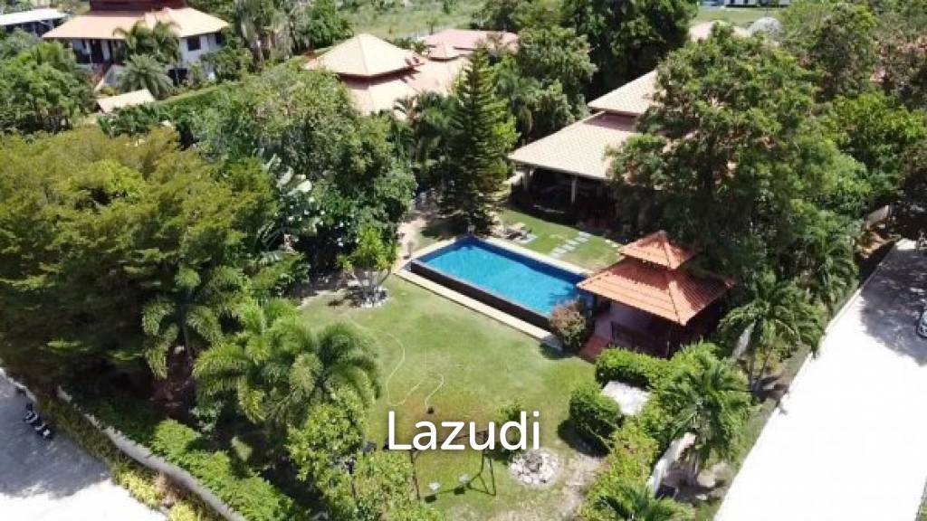 4 غرف نوم فيلا في Hua Hin, Thailand رقم 15052