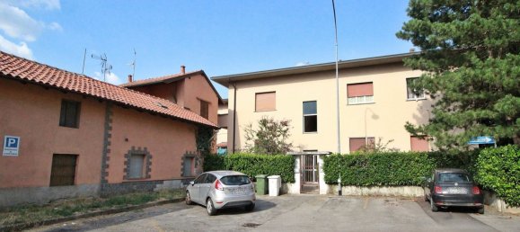 3 rooms Apartment in Cavenago di Brianza, Italy No. 260000 23
