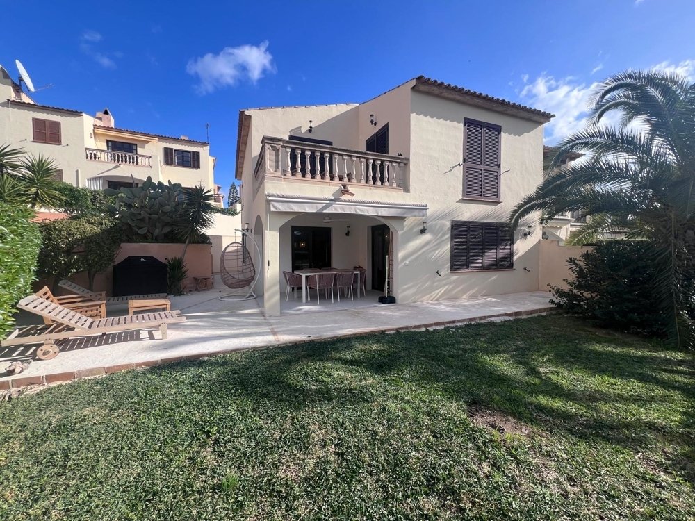 Adosado de 3 dormitorios en Santa Ponsa, Spain No. 132973