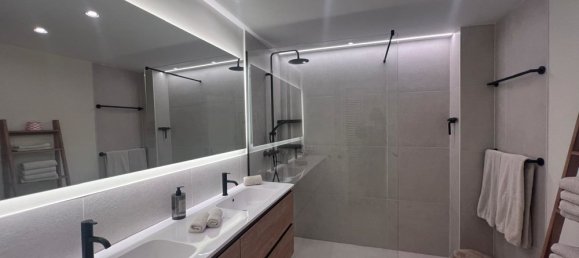 Adosado de 3 dormitorios en Santa Ponsa, Spain No. 132973 11