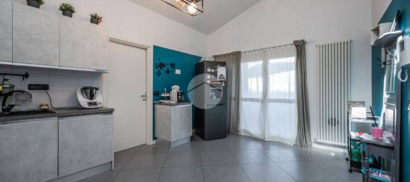 2 bedrooms Apartment in Valsamoggia, Italy No. 332941 3