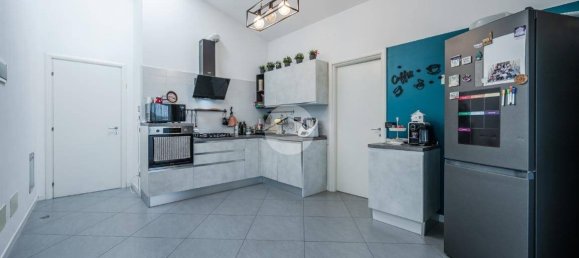 2 bedrooms Apartment in Valsamoggia, Italy No. 332941 2