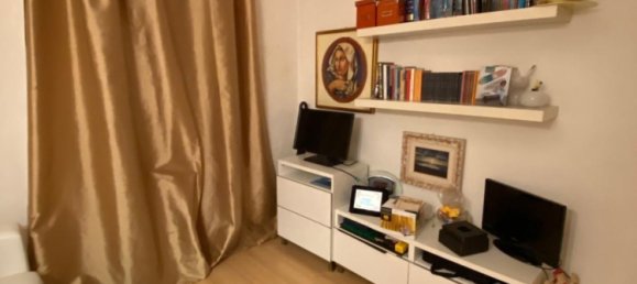 3 bedrooms Apartment in Carrara, Italy No. 31131 10