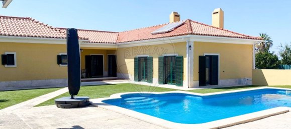 7 bedrooms House in Palmela, Portugal No. 30557 2