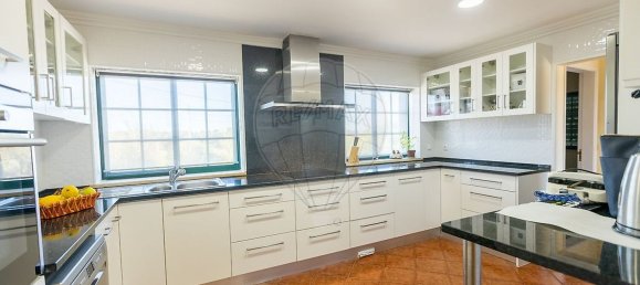 7 bedrooms House in Palmela, Portugal No. 30557 18