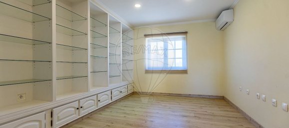 7 bedrooms House in Palmela, Portugal No. 30557 32