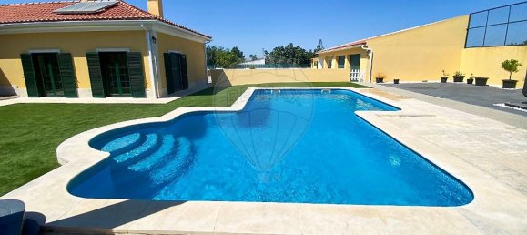 7 bedrooms House in Palmela, Portugal No. 30557 3