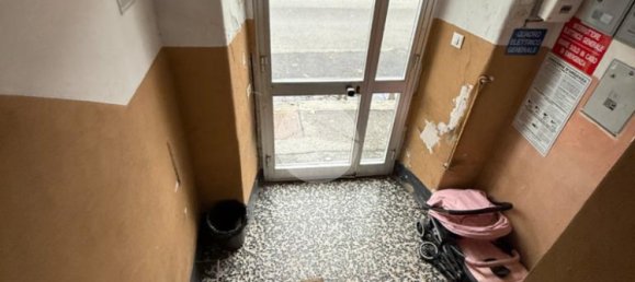 3 bedrooms Apartment in Genoa, Italy No. 58773 2