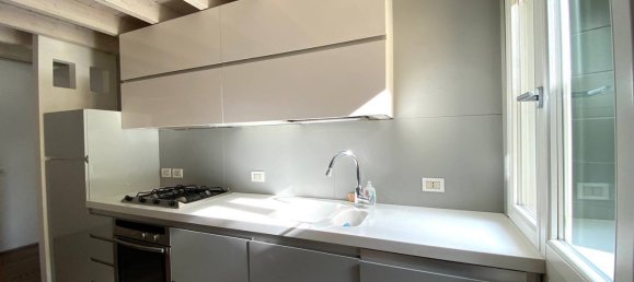 Apartamento de 3 dormitorios en Padua, Italy No. 350438 5