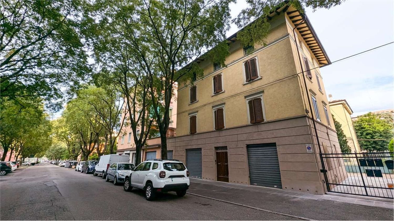 3 Schlafzimmer Wohnung in Modena, Italy, Nr. 312400