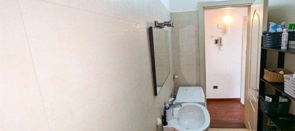 3 Schlafzimmer Wohnung in Modena, Italy, Nr. 312400 12