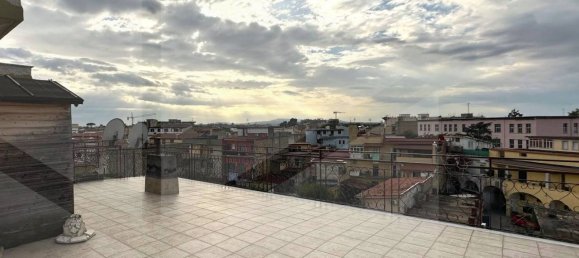 3-salle Appartement à Pomigliano d'Arco, Italy No. 24628 25