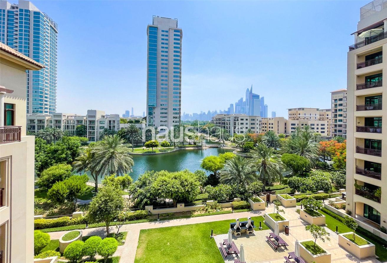 Apartamento T2 em The Views, UAE N.º 99797