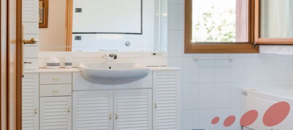 4 rooms Apartment in Gaggio Montano, Italy No. 154987 7