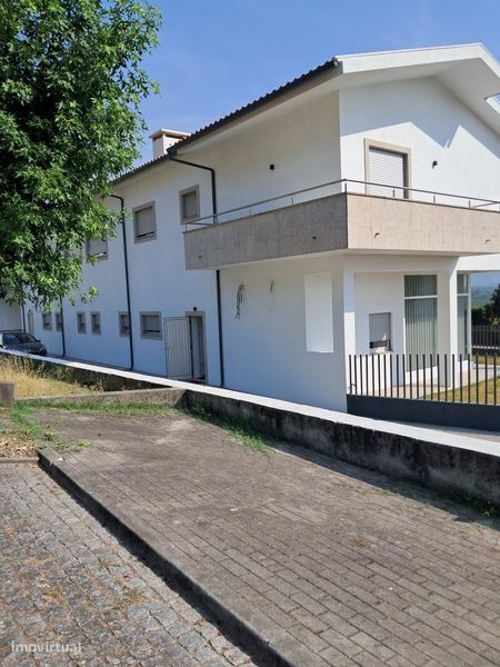 3 غرف نوم شقة في Barcelos, Portugal رقم 233725