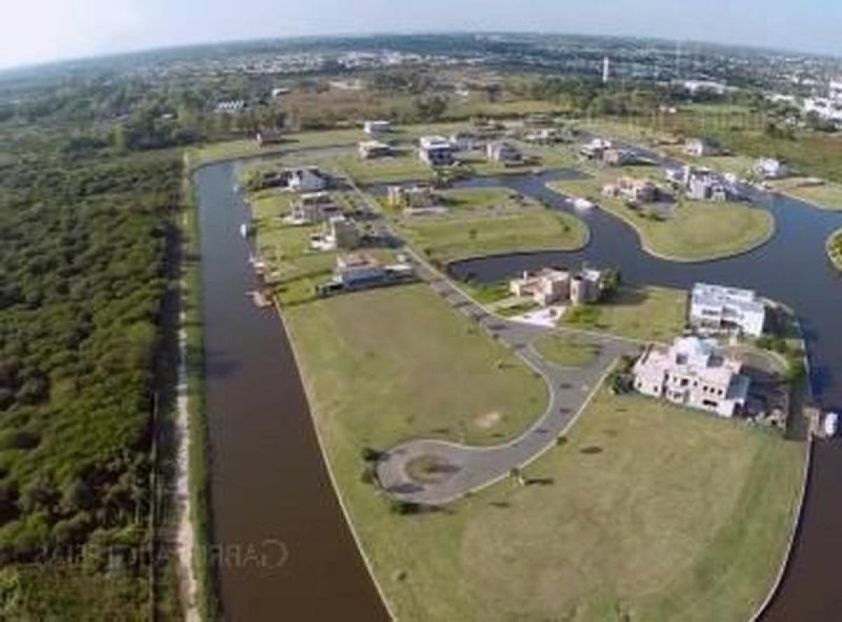 Grundstück in Tigre, Argentina, Nr. 47777