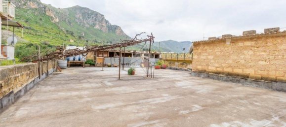 3 bedrooms Apartment in Villabate, Italy No. 195132 4