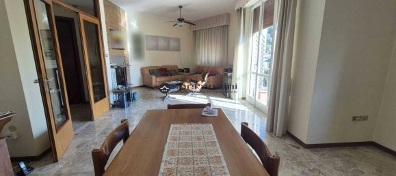 4 bedrooms Penthouse in Fossombrone, Italy No. 343933 2