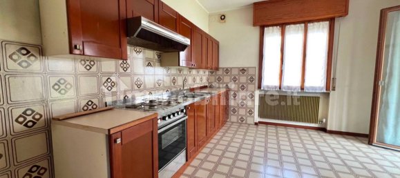 3 Schlafzimmer Villa in Pordenone, Italy, Nr. 280771 10