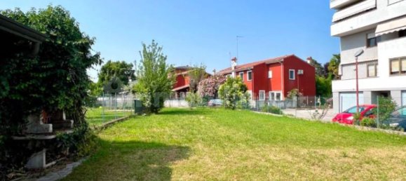 3 Schlafzimmer Villa in Pordenone, Italy, Nr. 280771 28