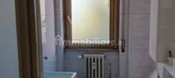 2 bedrooms Apartment in Milan, Italy No. 277037 4