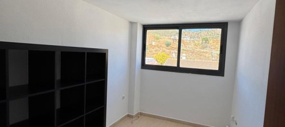 2 Schlafzimmer Penthouse in Puerto De La Torre, Spain, Nr. 172603 6