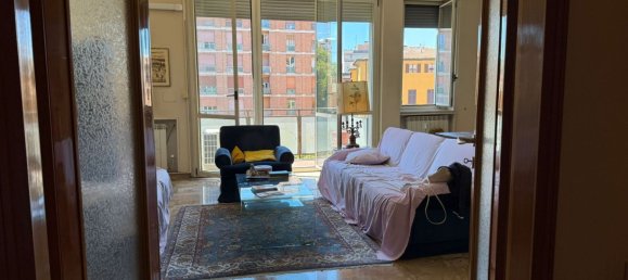 5 rooms Apartment in Bologna, Italy No. 280491 4