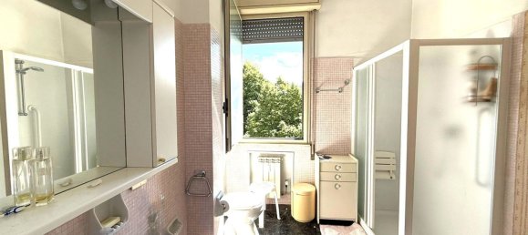 5 rooms Apartment in Bologna, Italy No. 280491 22