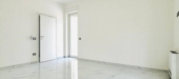 3 bedrooms Villa in Giugliano in Campania, Italy No. 292027 37