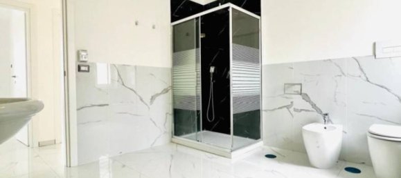 3 bedrooms Villa in Giugliano in Campania, Italy No. 292027 40