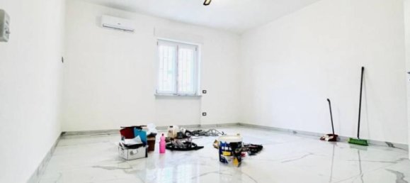 3 bedrooms Villa in Giugliano in Campania, Italy No. 292027 22