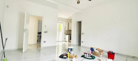 3 bedrooms Villa in Giugliano in Campania, Italy No. 292027 14