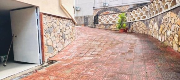 3 bedrooms Villa in Giugliano in Campania, Italy No. 292027 6