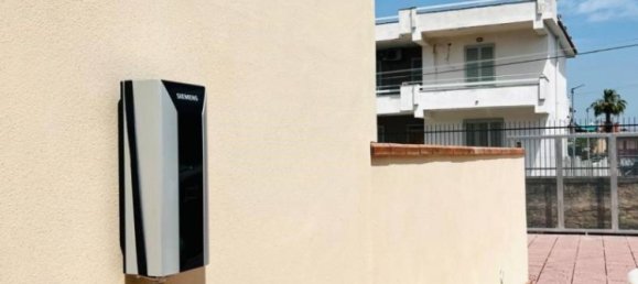 3 bedrooms Villa in Giugliano in Campania, Italy No. 292027 8