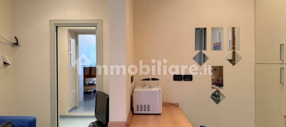 Apartamento de 2 dormitorios en Trieste, Italy No. 137453 5